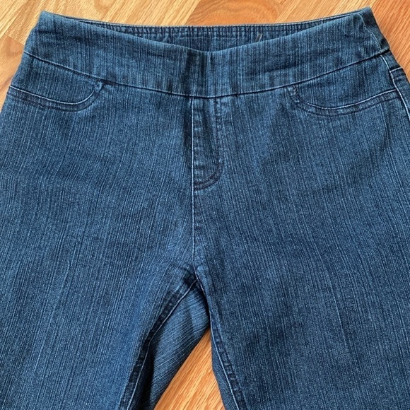 Soft Surroundings Jean Shorts Womans PXS Mid Rise Pull On Comfort Stretch Denim - Picture 3 of 10